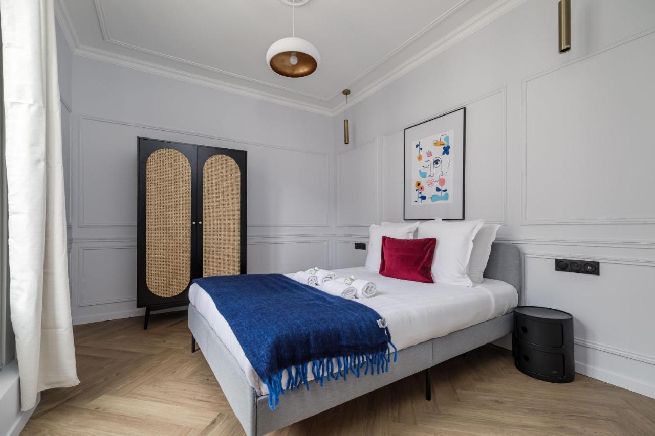 Poetic Stay - Champs Elysees Paris Exterior foto